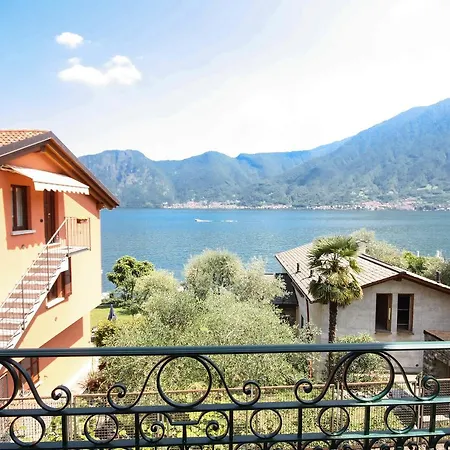 Casa de Férias Casa Luisella - By Lovecomo Sala Comacina