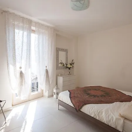 Casa Luisella - By Lovecomo בית נופש *